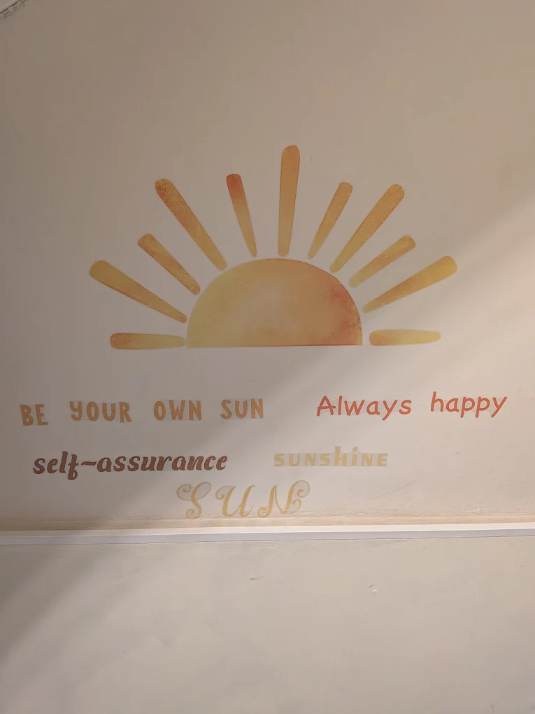 Sun_always_happy_2025_lepetitmundodesilvia